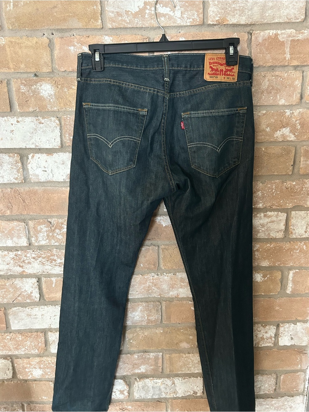 501 Levi's Men's Dark Indigo Straight Jeans. Size 32X32.